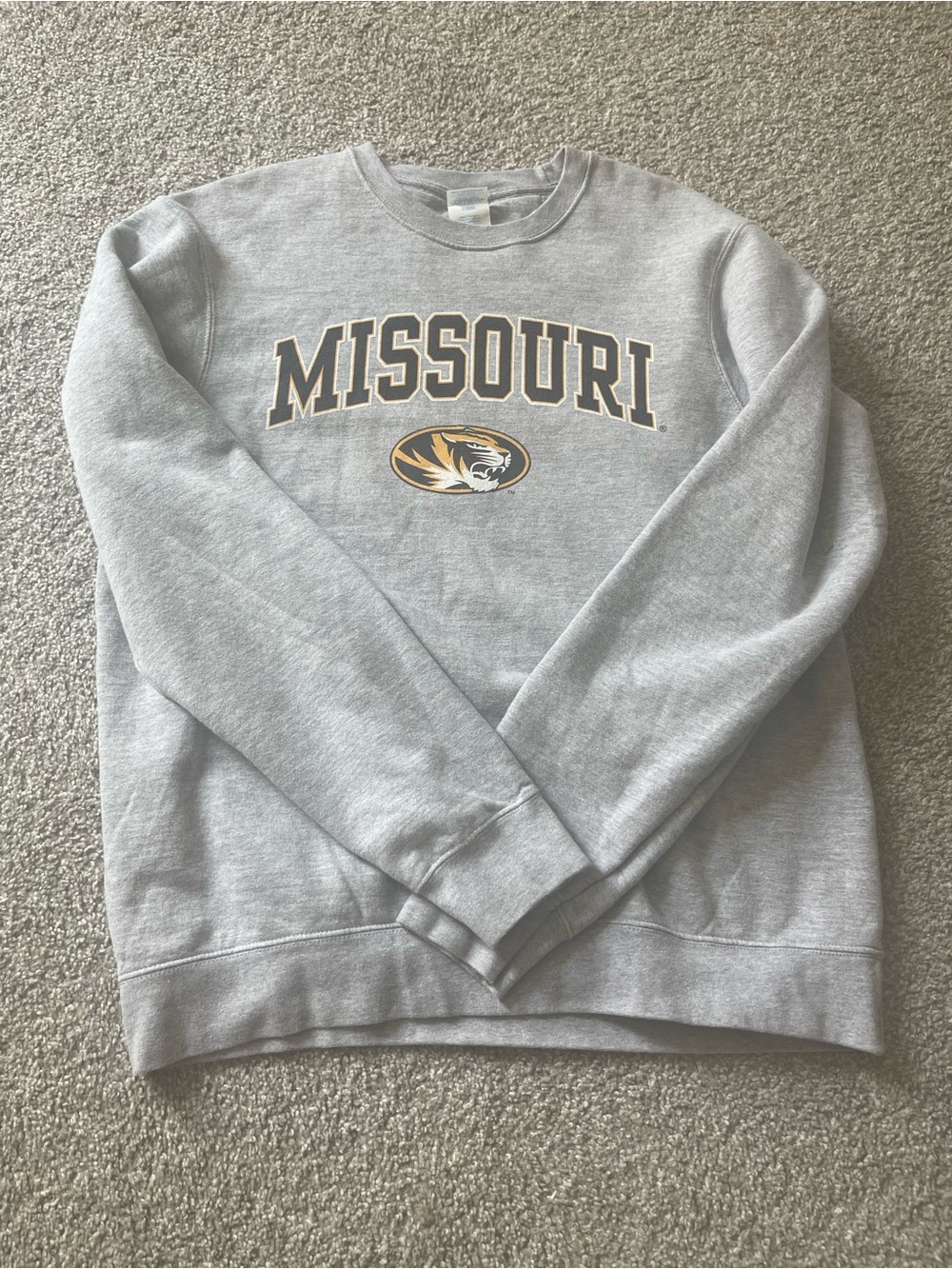 Port and Company Light Gray Crewneck Missouri Logo Sweatshirt